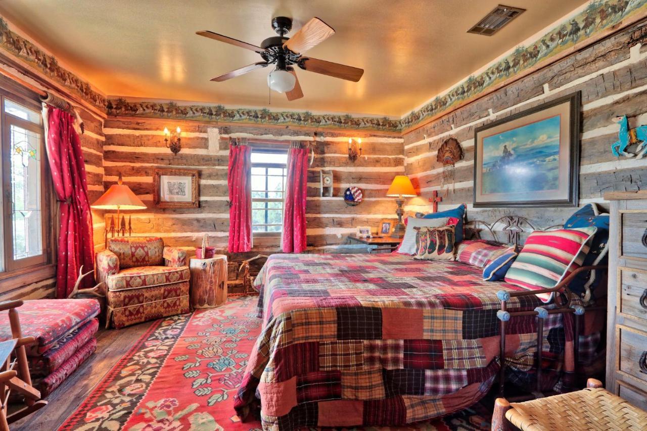 Log Cabin At Old Glory Ranch Villa Wimberley Exterior foto