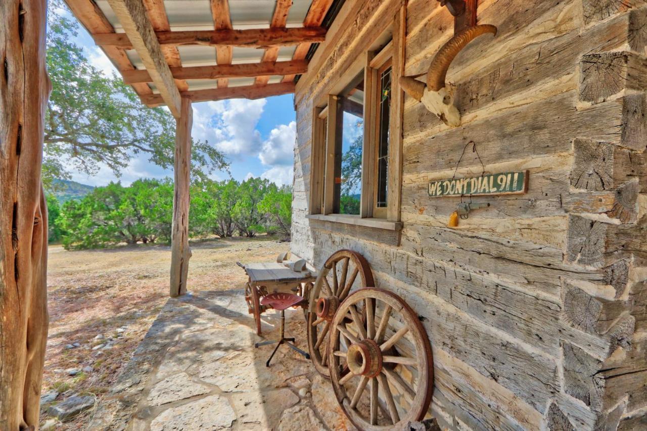 Log Cabin At Old Glory Ranch Villa Wimberley Exterior foto
